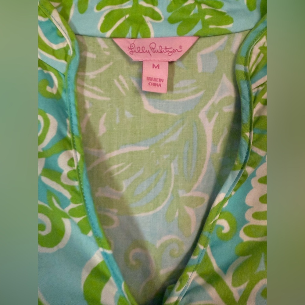 Lilly Pulitzer Bright Green Blue Tropical Leaf Print Ciara Tunic Top Size Medium - Picture 9 of 10